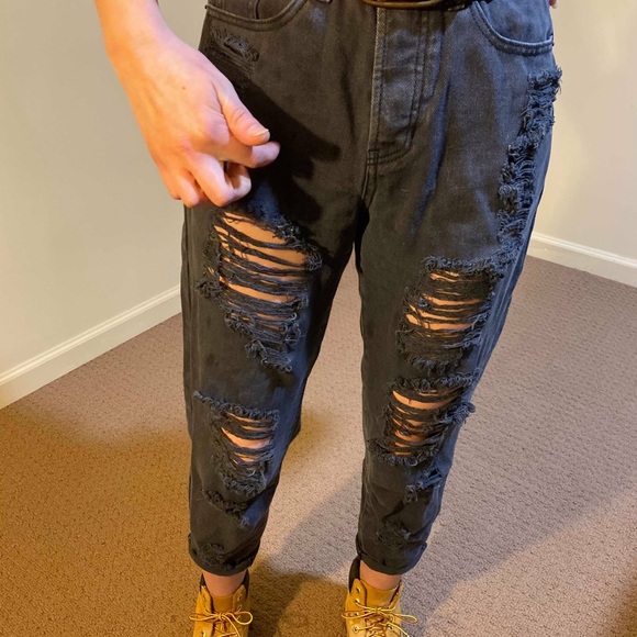 Distressed pants - Picture 2 of 3